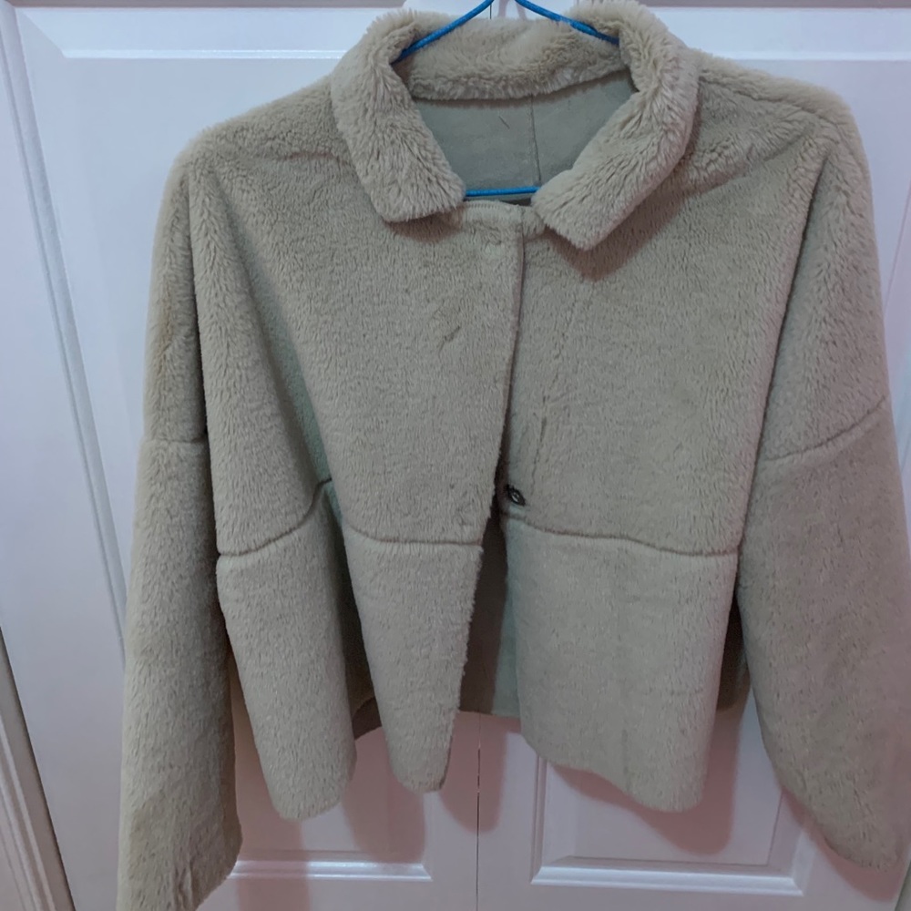 Uo Reversible Outerwear - image 1